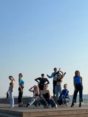 Школа танцев "Dance University"