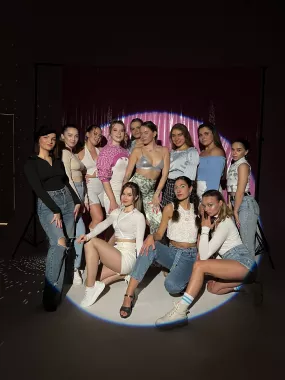 Школа танцев "Dance University"