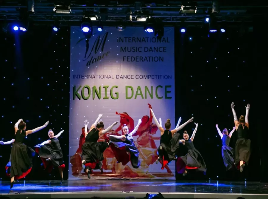 Школа Танца Юлии Мягковой I'M DANCE в Калининграде: Танцы, Зал, Хореография, Школа танцев, Эстрадный танец, Растяжка,