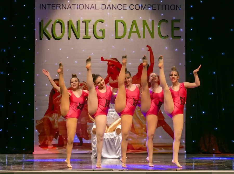 Школа Танца Юлии Мягковой I'M DANCE в Калининграде: Танцы, Зал, Хореография, Школа танцев, Эстрадный танец, Растяжка,