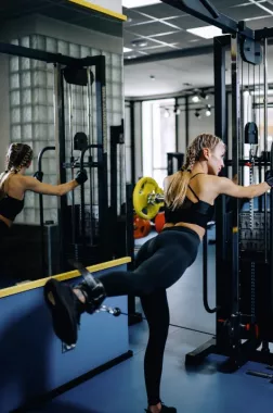 ​Фитнес-центр "Av Fitness"