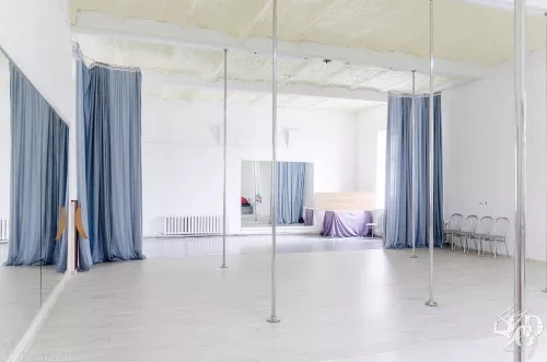 Школа танцев Alex Pole Dance  в  Калининграде
