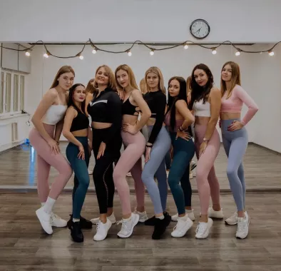 Школа танцев "Wi dance studio"