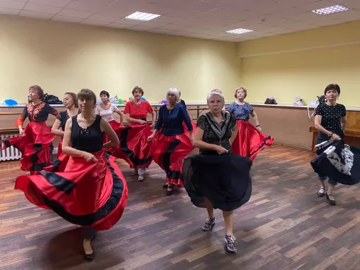 Танцевальный клуб "Кенигсберские счастливые коты"