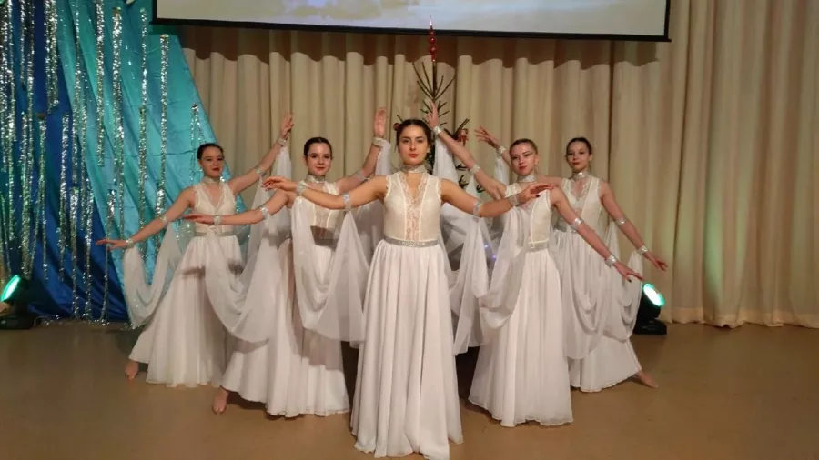 Школа танцев Велес в Калининграде: Танцы, Зал, Хореография, Школа танцев, Дети, Растяжка,