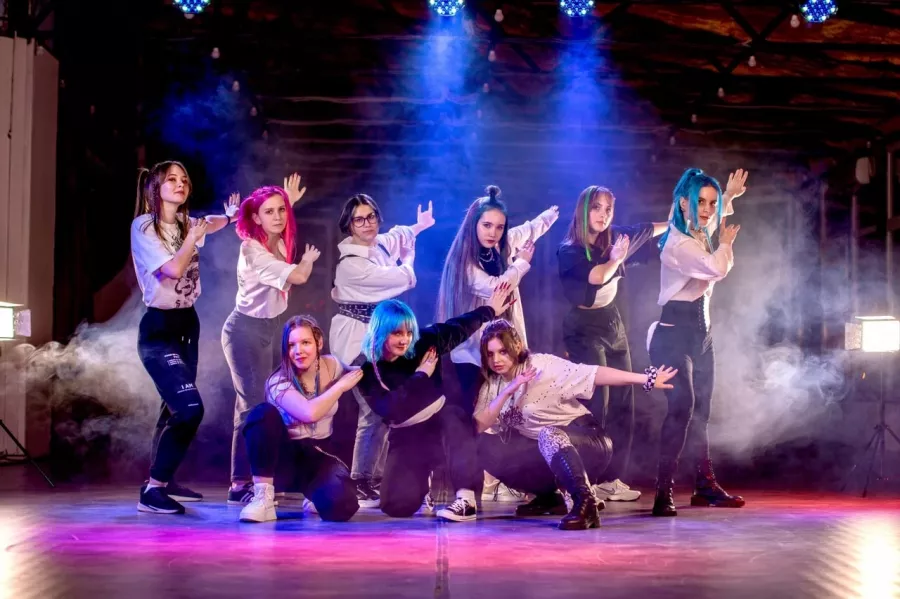 K-pop танцы Viaz_idol в Калининграде: Зал, Хореография, Школа танцев, K-Pop, Растяжка, Танцы,