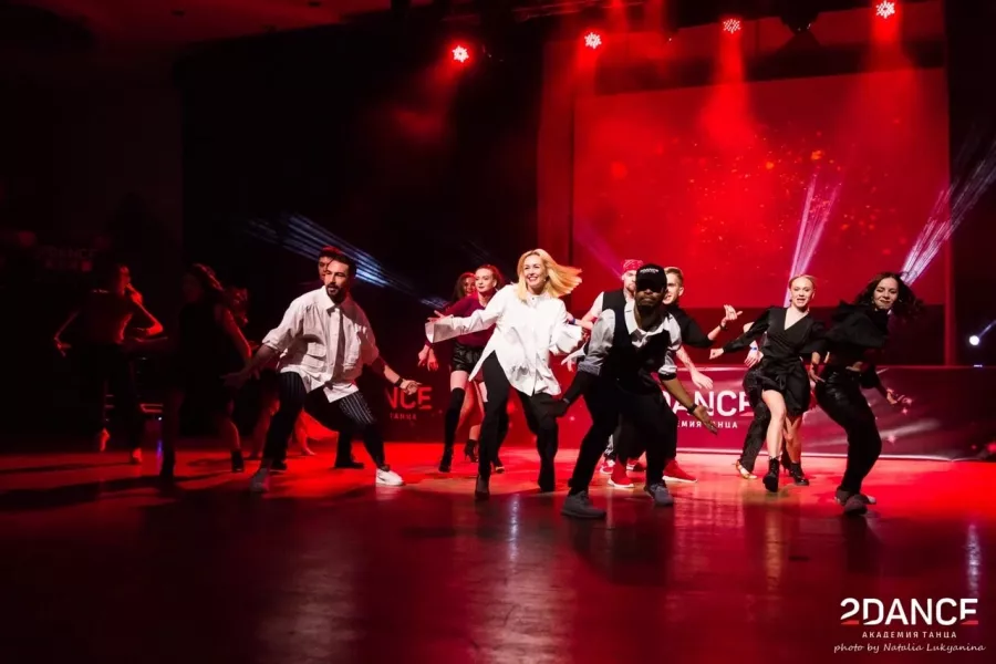 Академия танца 2dance в Екатеринбурге: Танцы, Зал, Хореография, Растяжка, Школа,
