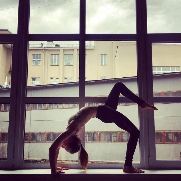 Студия танца Sky Pole в Екатеринбурге: Танцы, Зал, Хореография, Растяжка, Школа,