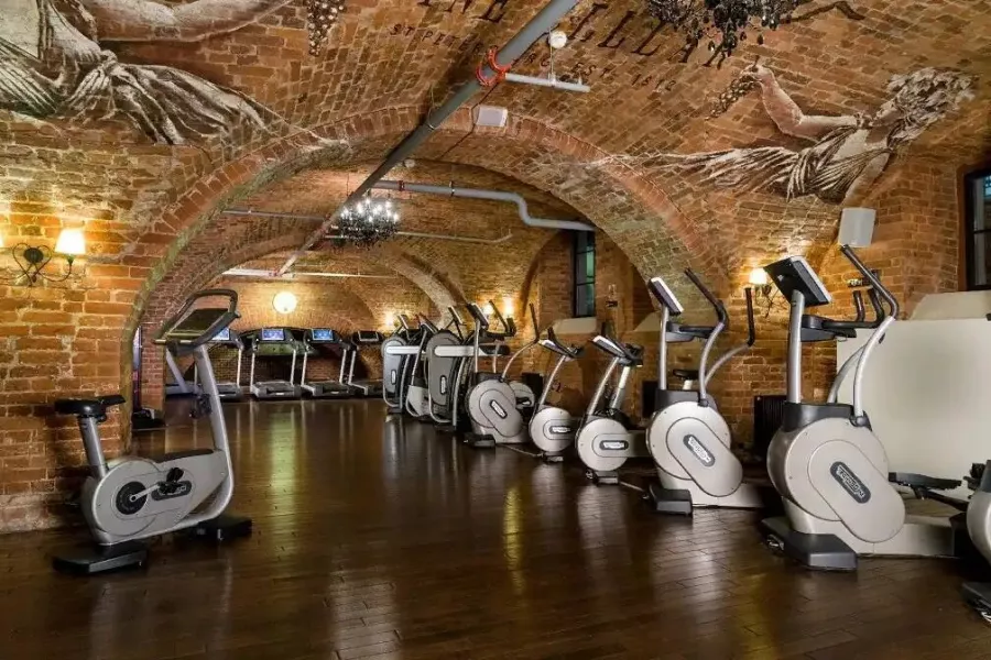 Фитнес клуб Wellness & SPA в Грозном: Тренер, Тренировка, Спортзал, Фитнес, Бокс, Зал, Боевые искусства,