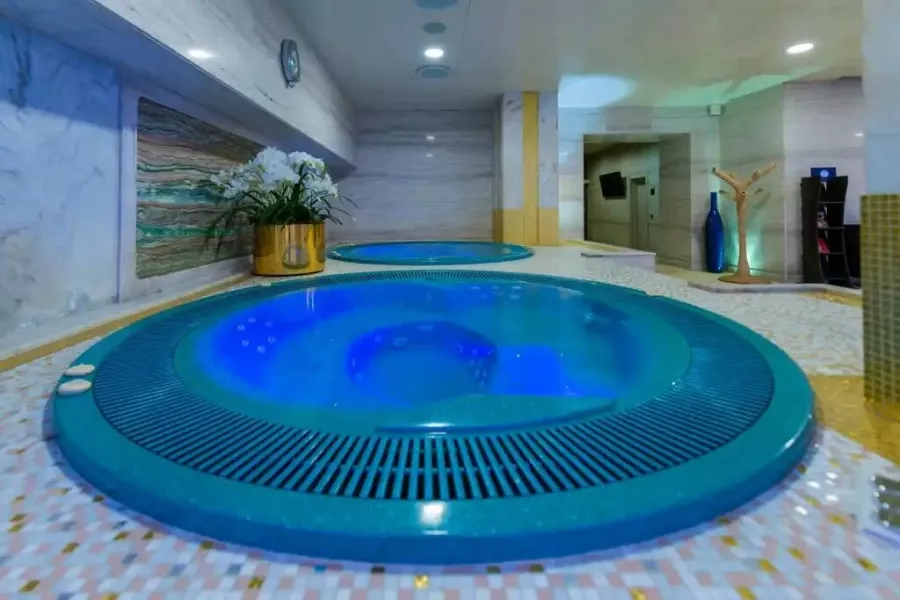 Фитнес клуб Wellness & SPA в Грозном: Тренер, Тренировка, Спортзал, Фитнес, Бокс, Зал, Боевые искусства,