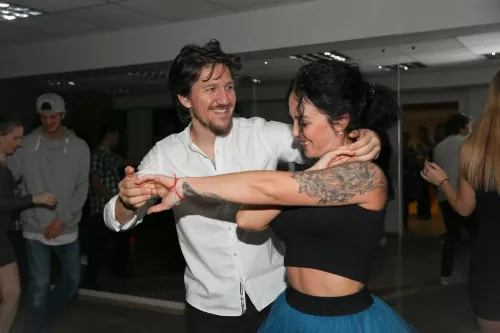 Школа танцев EL CUBA  в  Екатеринбурге