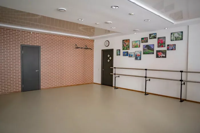 Школа женской хореографии KORRИЦА  в  Екатеринбурге