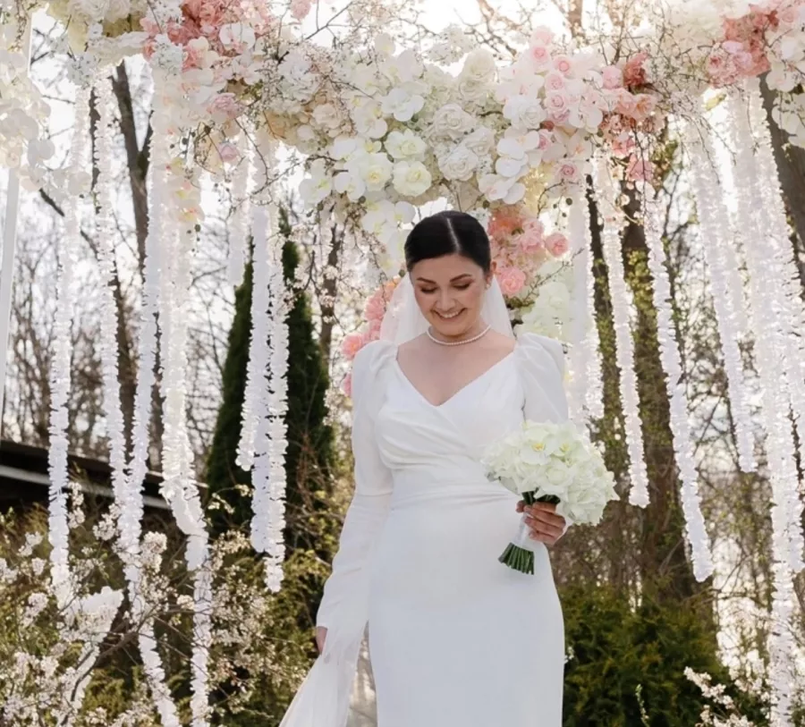 Свадебный салон Grand wedding в Калининграде: Свадебный салон , Свадебное платье , Платье, Бракосочетание , Невеста , Для влюбленных,