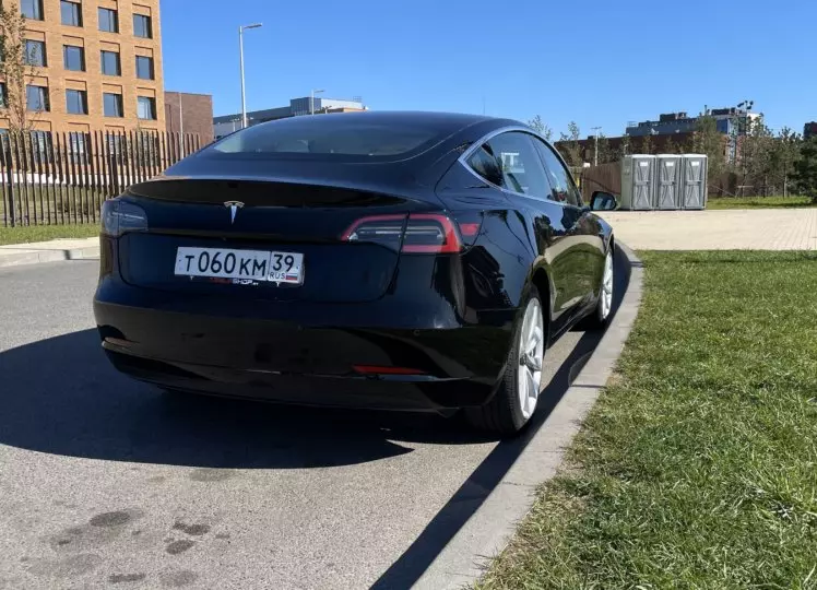 ПРОКАТ АВТОМОБИЛЕЙ VIP-КЛАССА в Калининграде: Прокат , Автолюбителям, Бизнес класс , Для влюбленных, Водитель , Аренда,