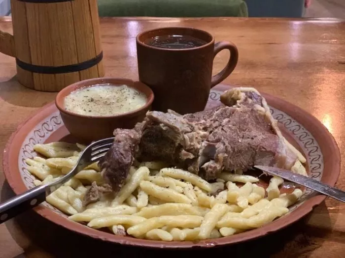 Ресторан "Жижиг&Galnash"