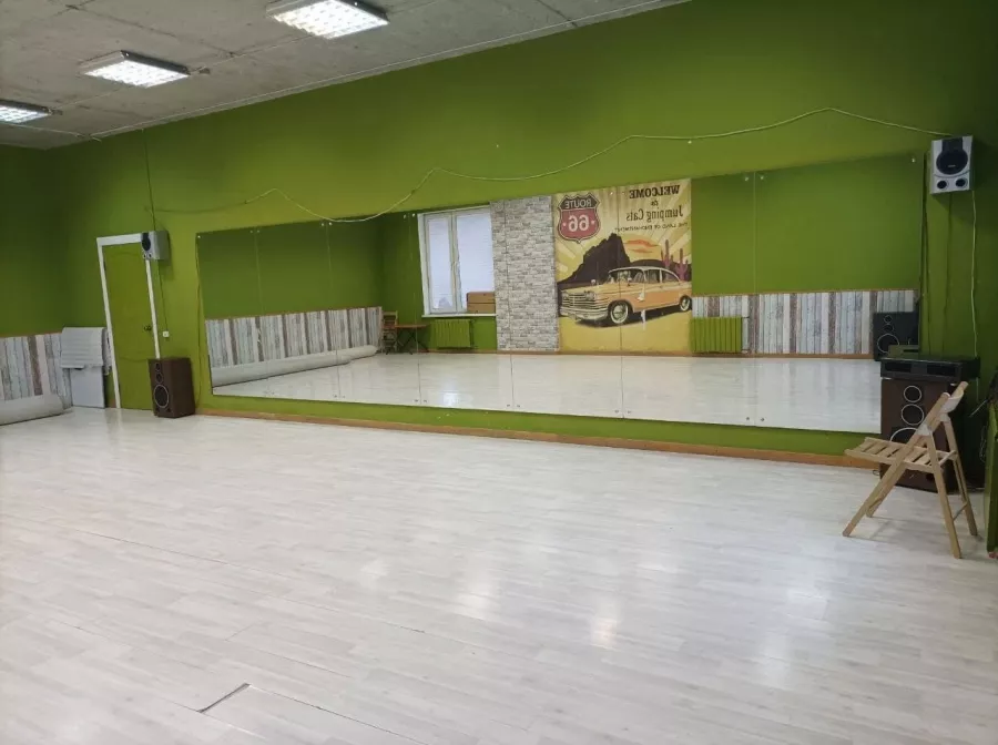 Студия танцев Jumping Cats в Екатеринбурге: Танцы, Зал, Хореография, Школа танцев, Танцор, Растяжка,