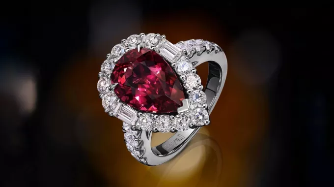Ювелирный магазин «MIUZ Diamonds»