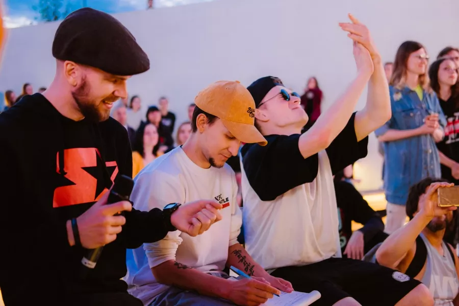 Школа танцев Global Dance University на Стахановской в Екатеринбурге: Танцы, Зал, Хореография, Школа танцев, Растяжка, Хип-хоп,