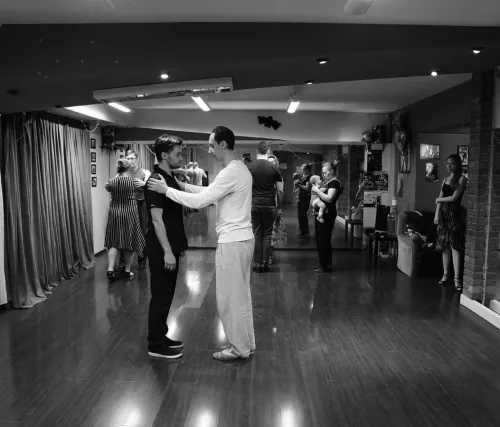 Школа Аргентинского Танго CasaMia  в  Екатеринбурге