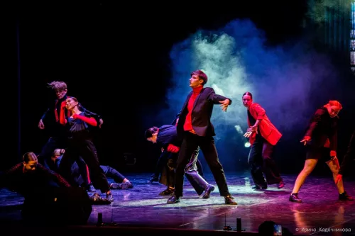 Студия современного танца Апельсин на Шевелёва  в  Екатеринбурге