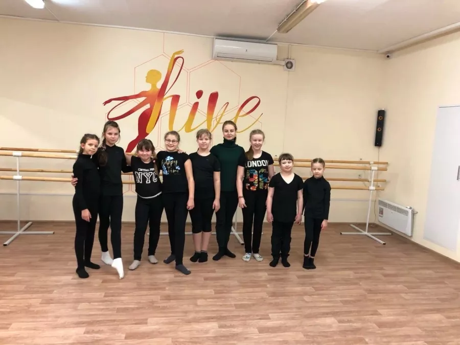 Школа танцев Hive Dance Centre в Екатеринбурге: Танцы, Зал, Хореография, Школа танцев, Балет, Растяжка,