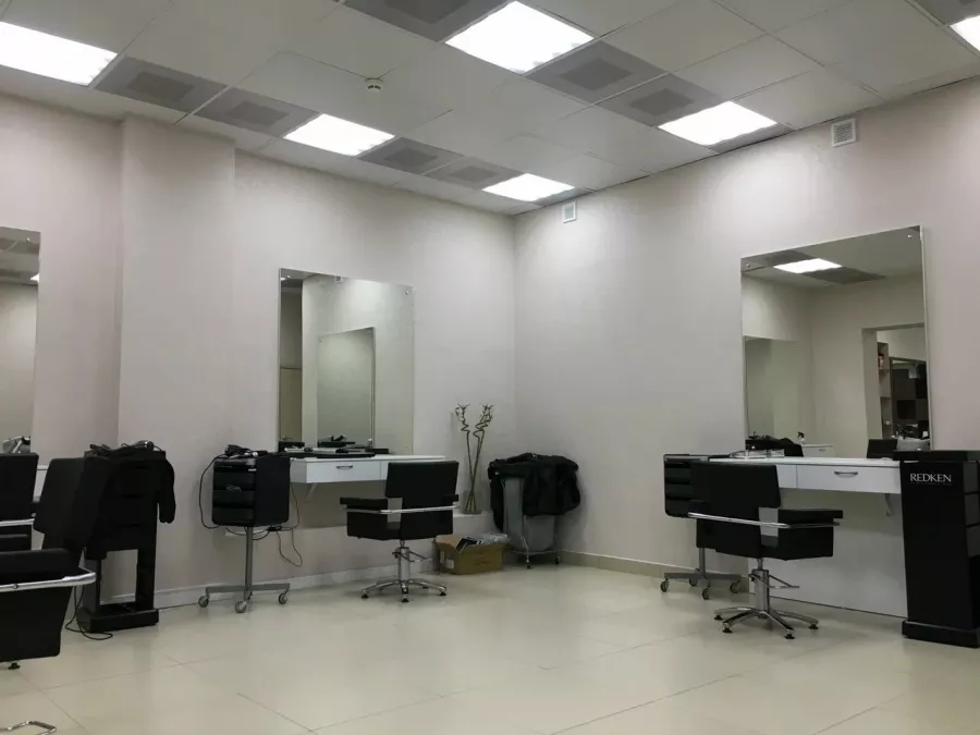 Салон красоты Redken luxe в Чите: Маникюр, Педикюр, Укладка, Косметология, Депиляция , Макияж,