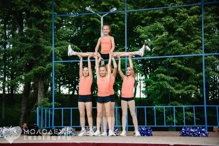 Школа танцев Страйк в Смоленске: Спорт, Танцы, Зал, Хореография, Растяжка, Школа, Детям,