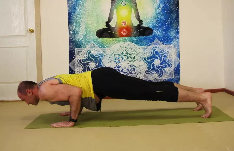 Клуб Восточный стиль на Мамина-Сибиряка в Екатеринбурге: Танцы, Зал, Хореография, Йога, Растяжка, Бокс, Школа, Детям,