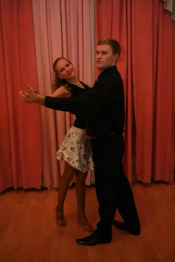 Танцевальный центр Фантазия на 8 Марте в Екатеринбурге: Танцы, Зал, Хореография, Растяжка, Школа,