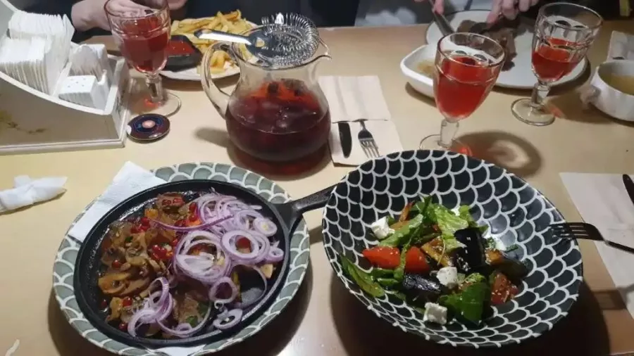 Ресторан Тифлис в Грозном: Еда, Традиционная кухня, Европейская кухня, Шведский стол, Вкусно, Ресторан, Бар, Доставка, Кафе,