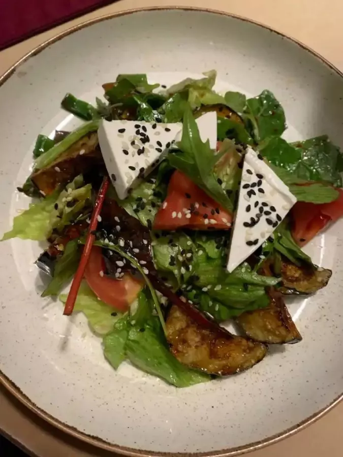 Ресторан Тифлис в Грозном: Еда, Традиционная кухня, Европейская кухня, Шведский стол, Вкусно, Ресторан, Бар, Доставка, Кафе,