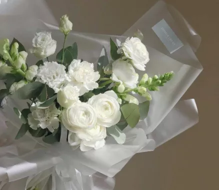 Цветочная мастерская «Dom de fleurs»