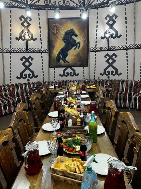 Ресторан Караван-сарай в Грозном: Еда, Традиционная кухня, Европейская кухня, Шведский стол, Вкусно, Ресторан, Бар, Доставка, Кафе,