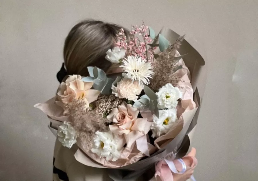 Салон цветов Bloom room в Калининграде: Свадебный букет , Цветы, Для влюбленных, Букет, Свадьба,