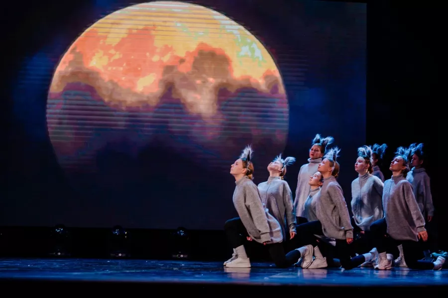 Школа танцев M & dance на Краснолесье в Екатеринбурге: Спорт, Танцы, Зал, Хореография, Растяжка, Школа, Детям,