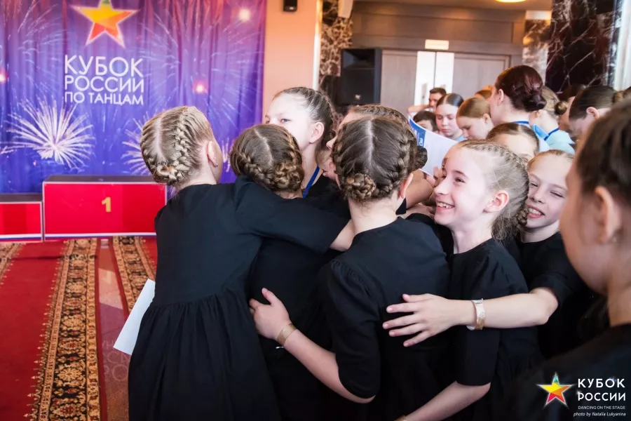 Школа танцев M & dance на Краснолесье в Екатеринбурге: Спорт, Танцы, Зал, Хореография, Растяжка, Школа, Детям,