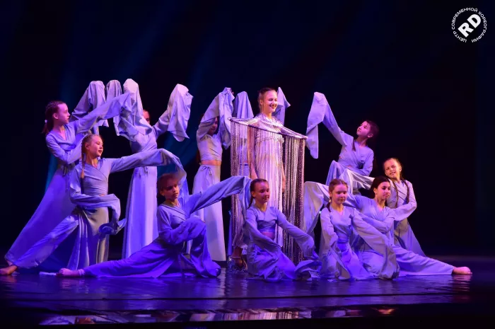 Центр современной хореографии школа танца Руслана Дивакова на Гагарина  в  Смоленске