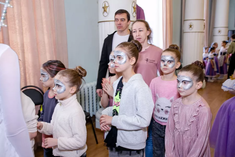 Школа танцев Русский балет на Академика Сахарова в Екатеринбурге: Танцы, Зал, Хореография, Школа танцев, Балет, Растяжка,