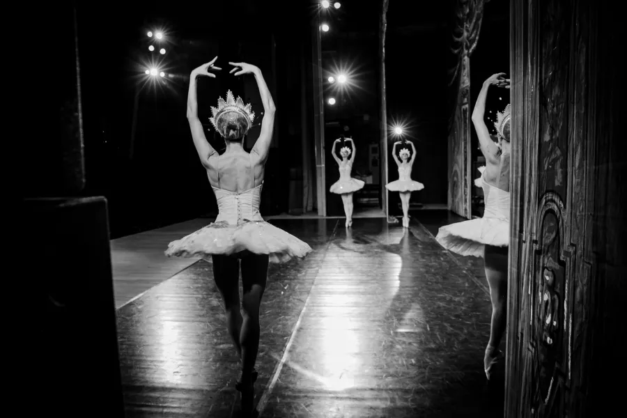 Школа танцев Русский балет на Краснолесье в Екатеринбурге: Спорт, Танцы, Зал, Хореография, Балет, Растяжка, Школа,