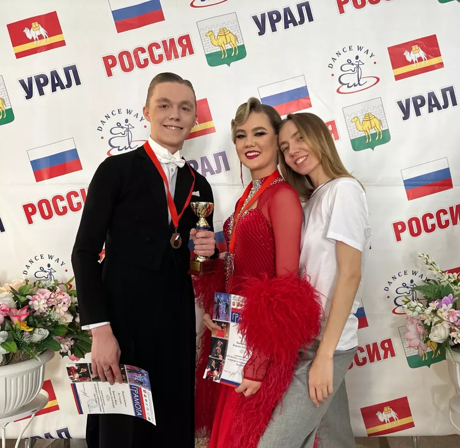 Школа танца Студия+ на Волгоградской в Екатеринбурге: Танцы, Зал, Хореография, Растяжка, Школа,
