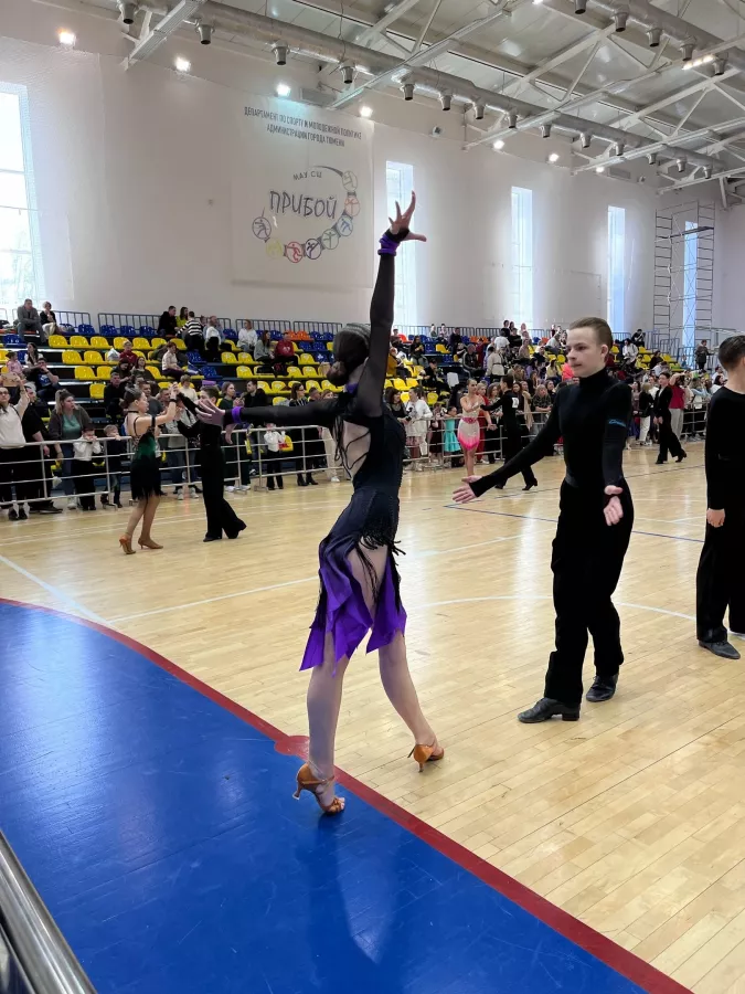 Школа танца Студия+ на Айвазовского в Екатеринбурге: Танцы, Зал, Хореография, Растяжка, Школа,