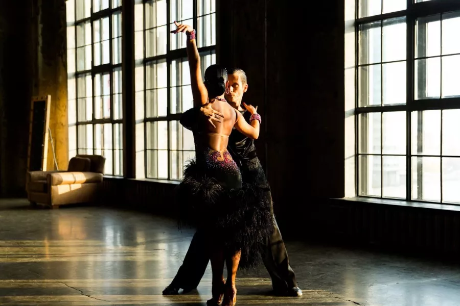 Танцевально-спортивный клуб ОДО в Екатеринбурге: Танцы, Зал, Хореография, Растяжка, Школа,