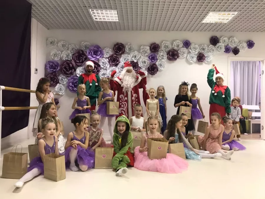 Детская школа балета Lil Ballerine на Шейнкмана в Екатеринбурге: Танцы, Зал, Хореография, Балет, Растяжка, Школа,