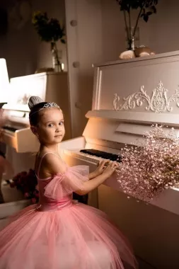 Детская школа балета "Lil Ballerine" на Ленина