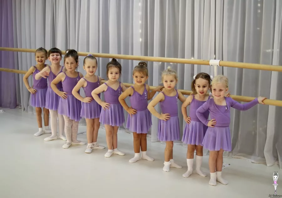 Детская школа балета Lil Ballerine на Краснолесье в Екатеринбурге: Танцы, Зал, Хореография, Балет, Растяжка, Школа,