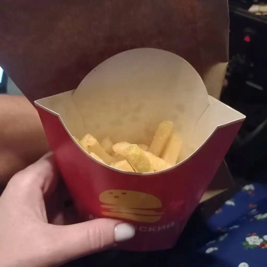 Кафе "Маковский"