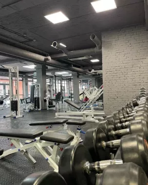 ​Фитнес-клуб "Heavy metal fitness".