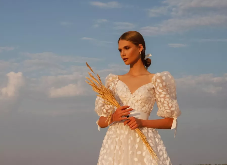 Свадебный салон Кукла fashion в Краснодаре: Свадебный салон , Бракосочетание , Невеста , Свадебное платье , Свадебные украшения , Для влюбленных,