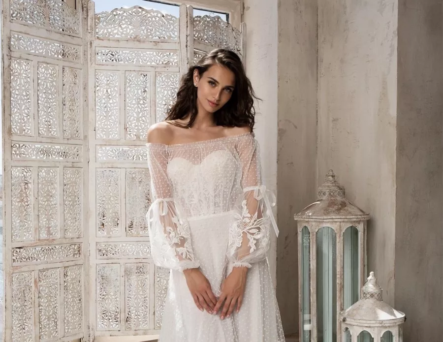 Свадебный салон Кукла fashion в Краснодаре: Свадебный салон , Бракосочетание , Невеста , Свадебное платье , Свадебные украшения , Для влюбленных,