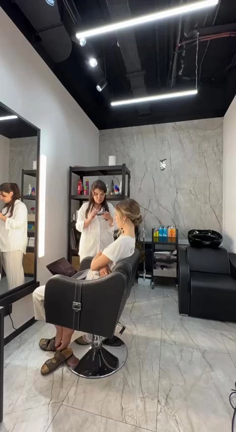 Парикмахерская Sari House of Beauty в Красной Поляне: Оплата картой, Парикмахерская, Ногтевые студии, Салон красоты,